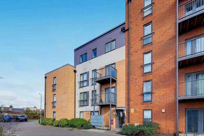 2 Bedroom Flat To Rent In Fairthorn Road, Charlton, SE7