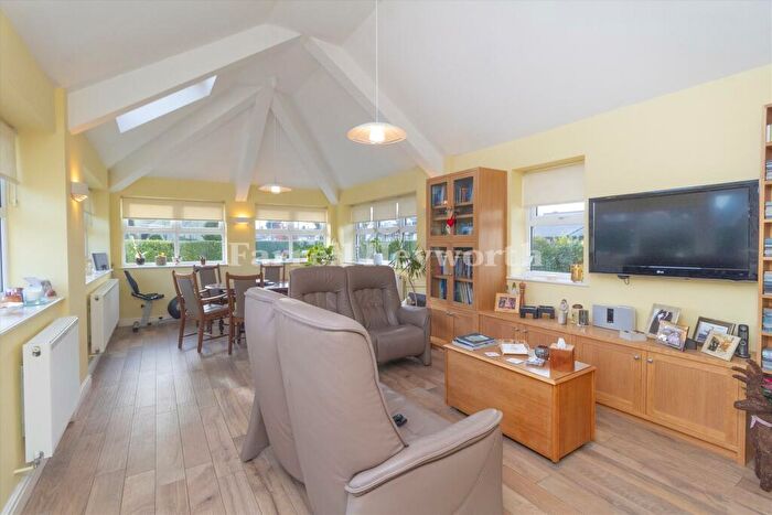 2 Bedroom Bungalow For Sale In Pilling Lane, Preesall, Poulton Le Fylde, FY6