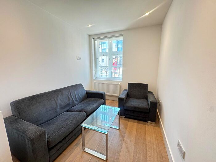 2 Bedroom Apartment For Sale In Paisley Court, Clyde Square, Tower Hamlets, London, E14