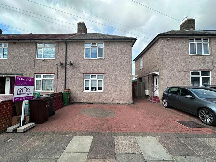2 Bedroom Semi-detached House For Sale In Baron Road, Dagenham, RM8