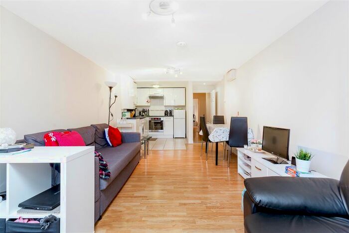 1 Bedroom Flat To Rent In Sumatra Road, West Hampstead, NW6