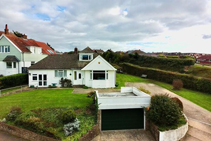 3 Bedroom Detached Bungalow For Sale In Hill Rise, Seaford, BN25