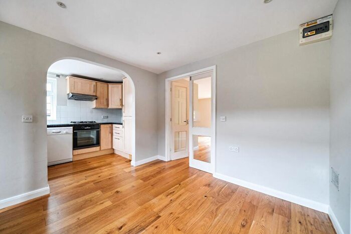 2 Bedroom Detached House To Rent In Haslemere, GU27