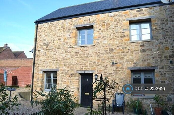 3 Bedroom Semi-Detached House To Rent In Old Glovers Arms, Yeovil, BA20