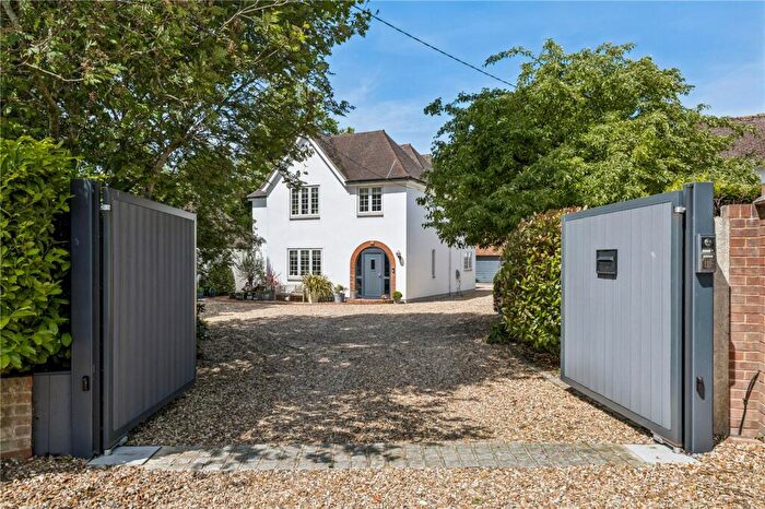 4 Bedroom Detached House For Sale In Andover Down, Andover, Hampshire, SP11