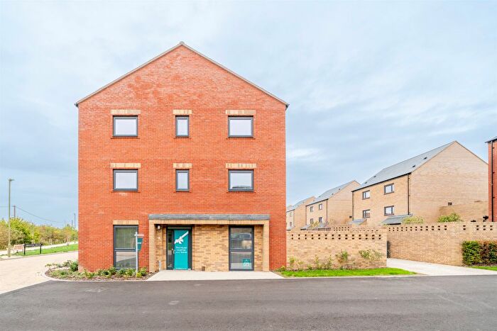 4 Bedroom Detached House For Sale In Priory Grove, Middleton Crescent, Oxford, OX2