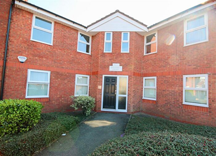 2 Bedroom Flat To Rent In Spinneret Court, Montonmill Gardens, Eccles, M30