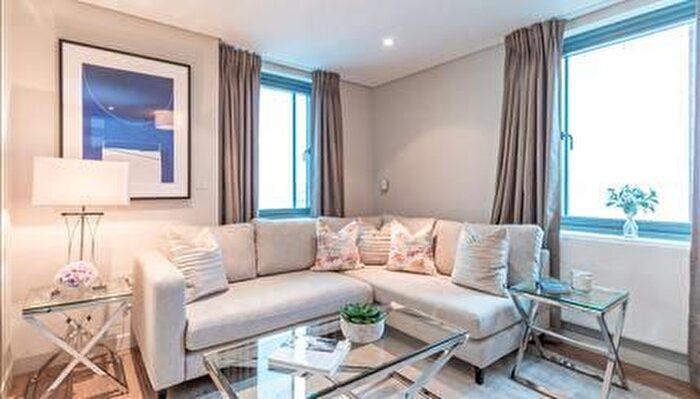 3 Bedroom Flat To Rent In West End Gate, Paddington Basin, London, W2