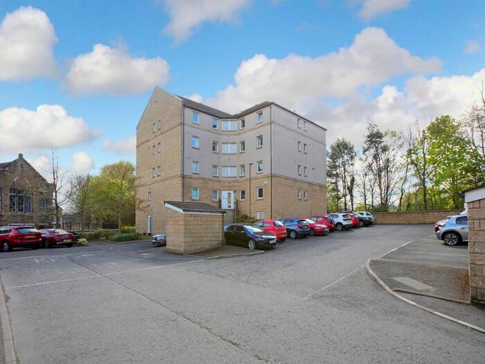2 Bedroom Flat To Rent In Bonnington Gait, Edinburgh, EH6