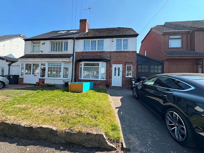 3 Bedroom Semi-Detached House To Rent In Runnymede Road, Sparkhill, B11