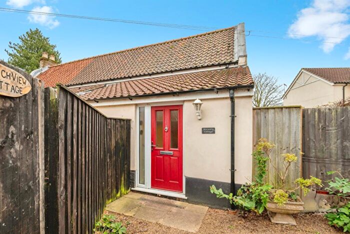 2 Bedroom Character Property For Sale In Crown Road, Buxton, Norwich, NR10