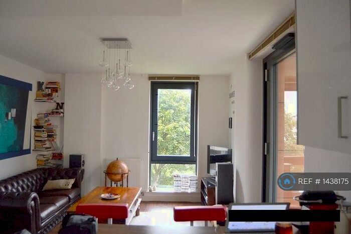 1 Bedroom Flat To Rent In Palmers Road, London, E2