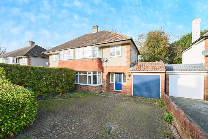 3 Bedroom Semi Detached House For Sale In Oakwood Close, Redhill, Surrey, RH1