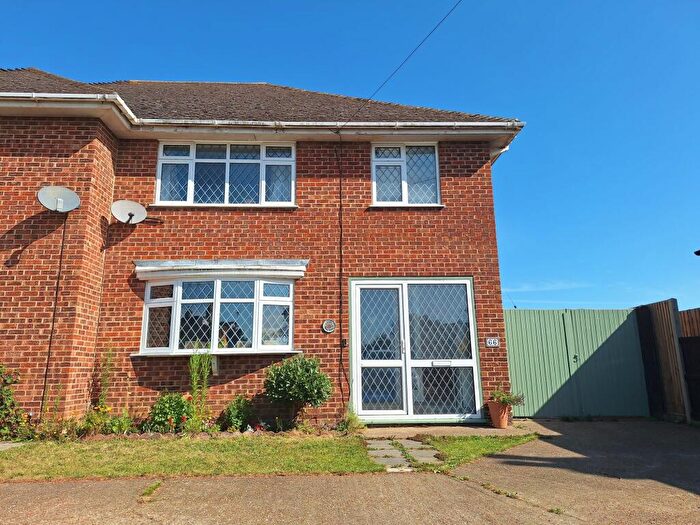 3 Bedroom Semi-Detached House For Sale In Sweechgate, Broad Oak, CT2