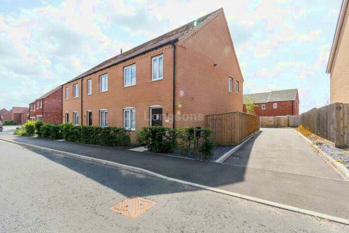 3 Bedroom End Of Terrace House To Rent In Kendle Road, Swaffham, PE37