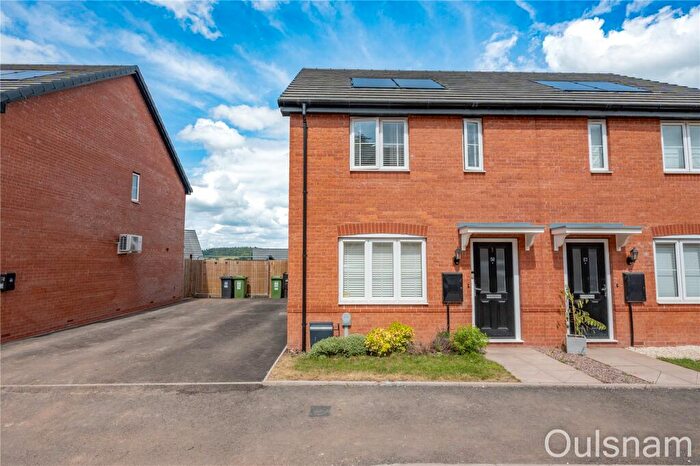 2 Bedroom Semi-Detached House For Sale In Weights Drive, Redditch, Worcestershire, B97