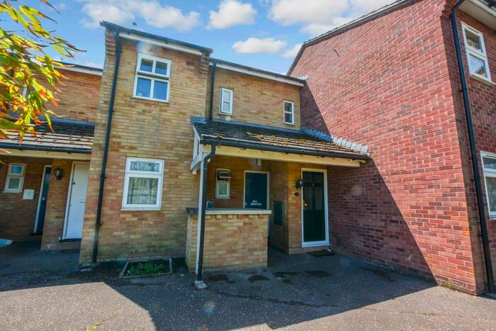 1 Bedroom Maisonette To Rent In Meadgate Terrace, Chelmsford, CM2