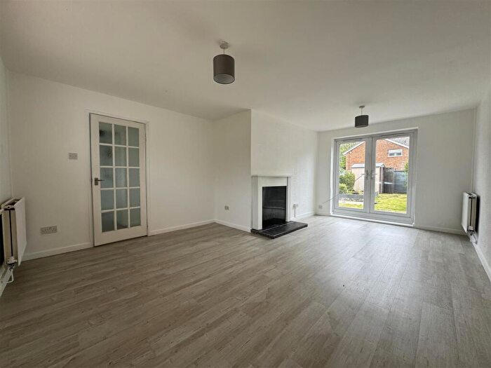 3 Bedroom Terraced House To Rent In Purley Avenue, Park South, Swindon, SN3