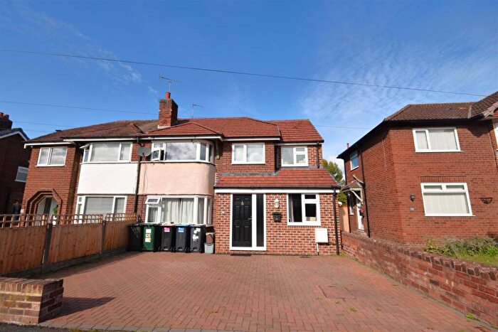 4 Bedroom Semi-Detached House For Sale In Talbot Avenue, Little Neston, Neston, CH64
