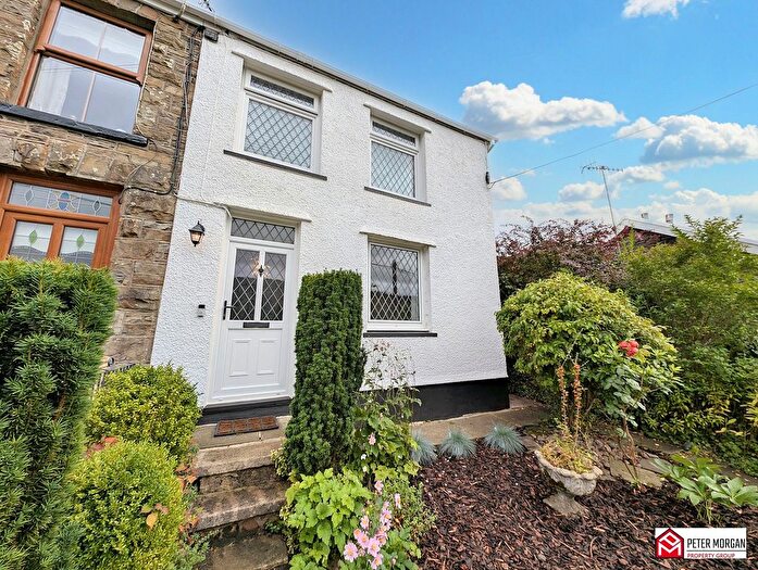 3 Bedroom End Of Terrace House For Sale In Gored Cottages, Melincourt, Neath Port Talbot., SA11