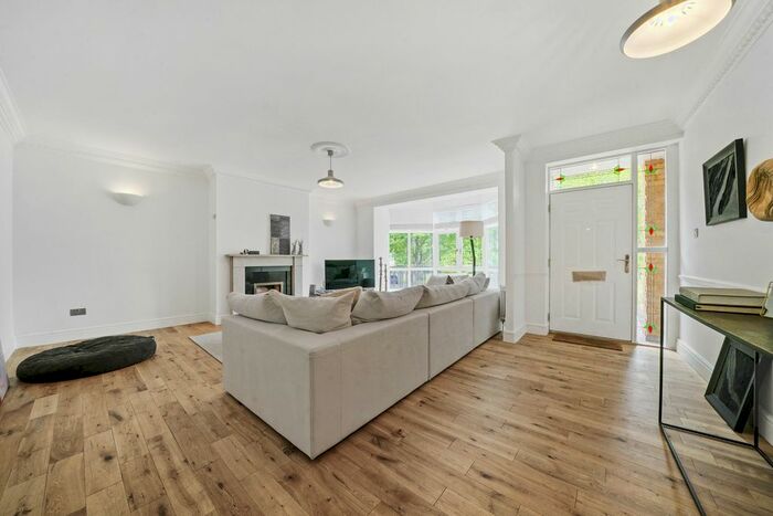 5 Bedroom Terraced House To Rent In St. David's Drive, Egham, TW20