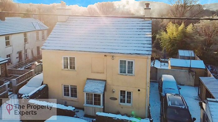 3 Bedroom Detached House For Sale In Bedford Road, Yelverton, PL20