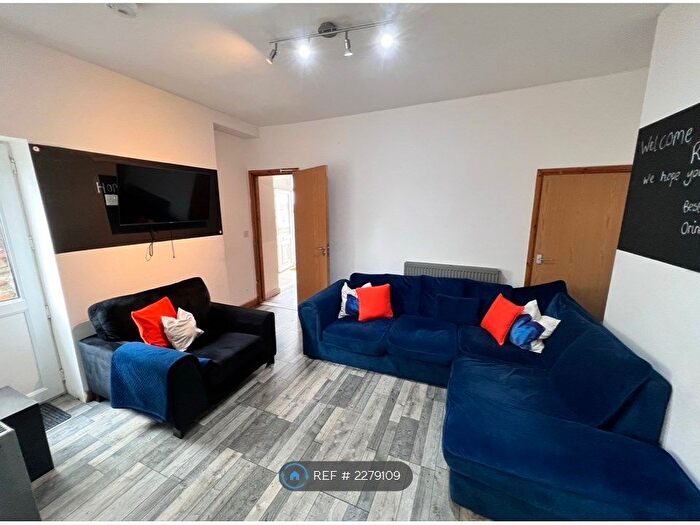 6 Bedroom Terraced House To Rent In Wyeverne Road, Cardiff, CF24