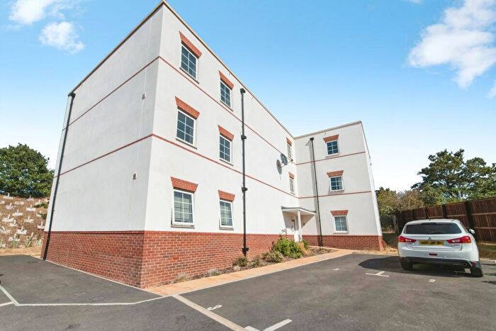 1 Bedroom Flat For Sale In Holwill Close, Alphington, Exeter, Devon, EX2