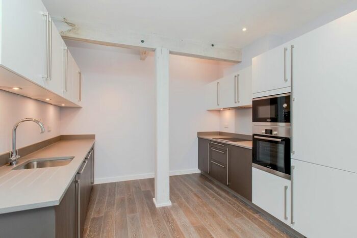 2 Bedroom Flat To Rent In Thomas Street, Lewes, BN7