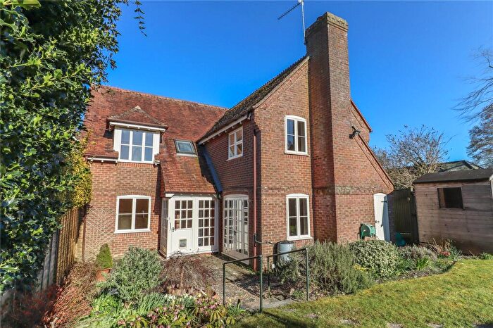 4 Bedroom Detached House For Sale In High Street, Broughton, Stockbridge, Hampshire, SO20