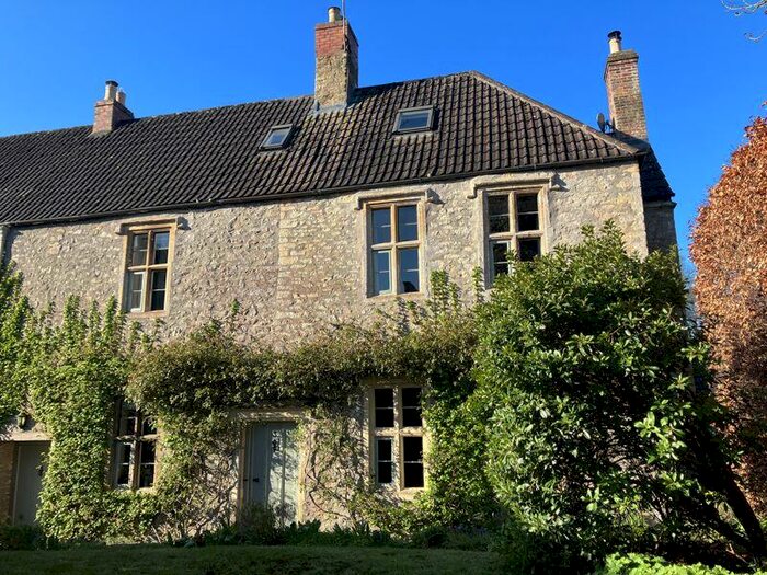 4 Bedroom Character Property For Sale In Mells - Beautiful Four/five Bedroom House, BA11
