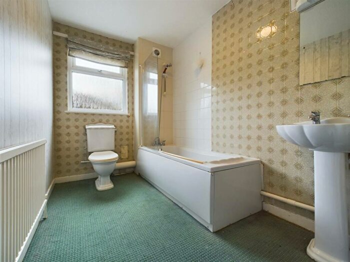 5 Bedroom Detached House To Rent In Lynchet Close, BN1