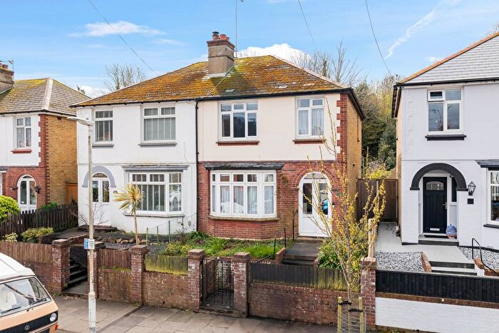 3 Bedroom Semi Detached House For Sale In Lewisham Road, River, Dover, CT17
