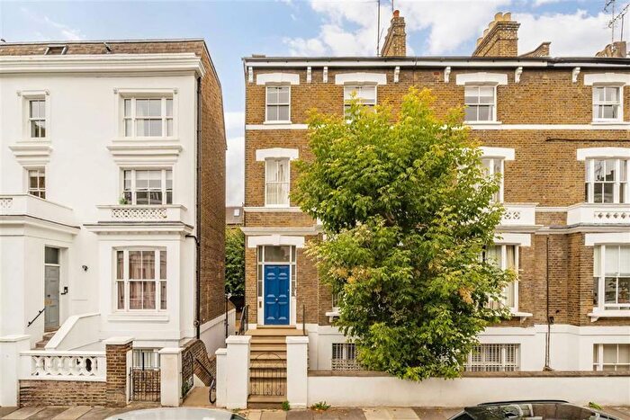 3 Bedroom Flat For Sale In Girdlers Road, Brook Green, W14