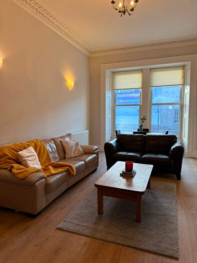 4 Bedroom Flat To Rent In Lothian Road, Edinburgh, EH3
