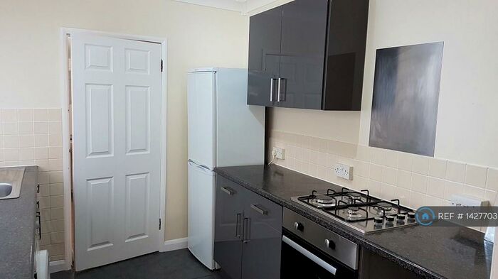 1 Bedroom Flat To Rent In Andover Street, Swindon, SN1