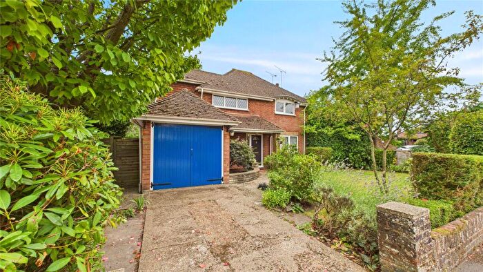 3 Bedroom Detached House For Sale In Old Malt Way, Horsell, Surrey, GU21