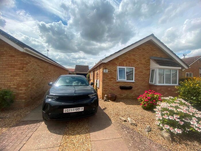 2 Bedroom Detached Bungalow For Sale In Yardy Close, March, PE15