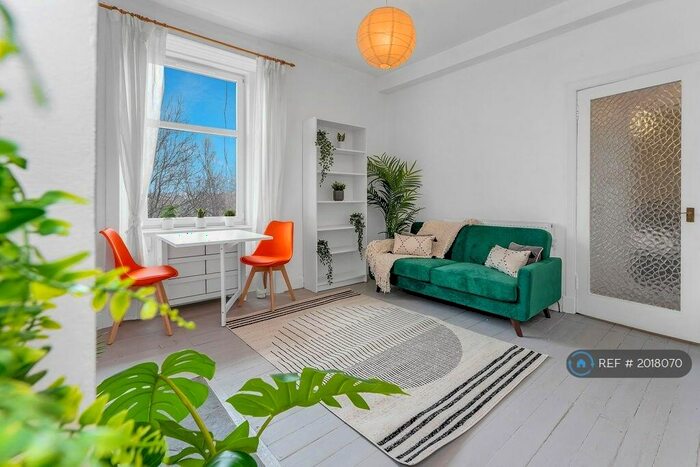 1 Bedroom Flat To Rent In Hawthornvale, Edinburgh, EH6