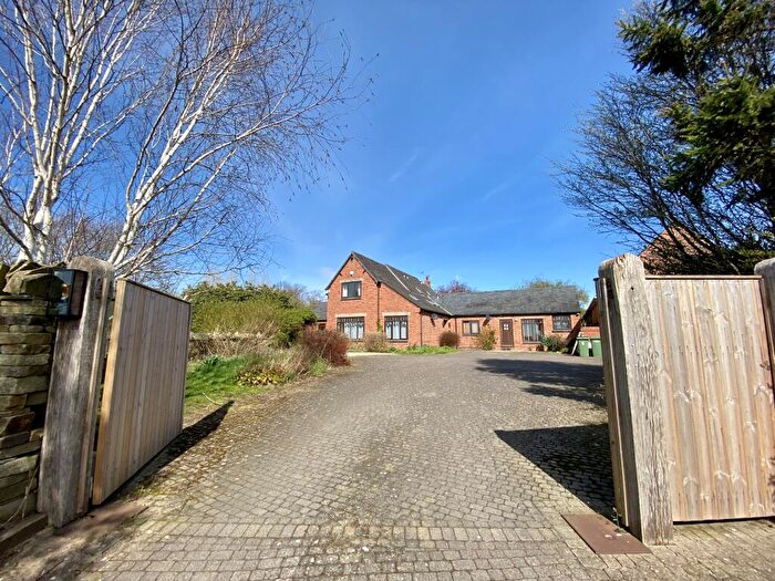 3 Bedroom House To Rent In Boat Lane, Hoveringham, NG14