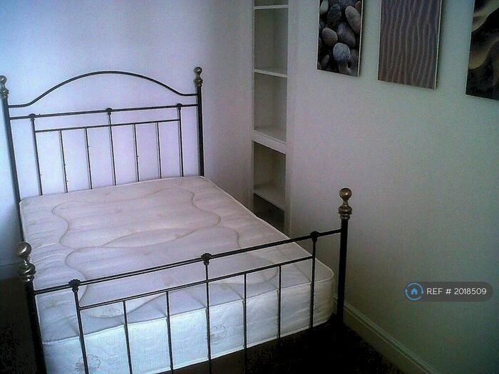 2 Bedroom Flat To Rent In Waterloo Street, Hove, BN3