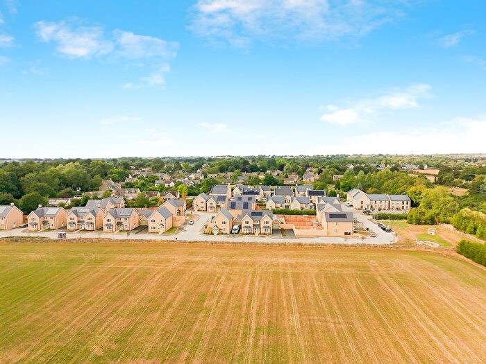 4 Bedroom Detached House For Sale In Barley Close, Chippenham, SN15