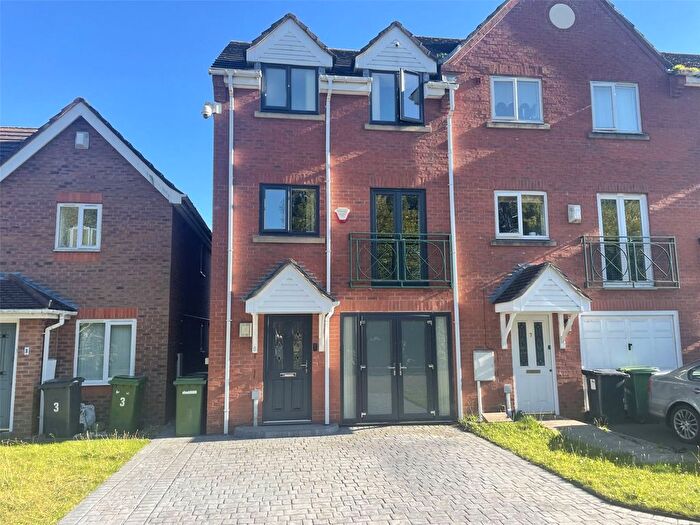 4 Bedroom End Of Terrace House To Rent In Grayling Walk, Wolverhampton, West Midlands, WV10