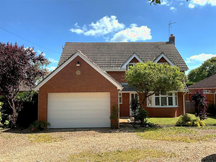 4 Bedroom Detached House To Rent In Murrow Bank, Murrow, Wisbech, PE13