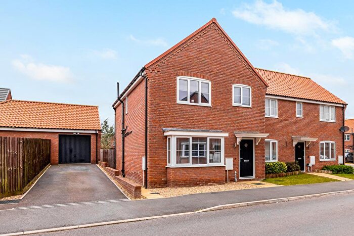 3 Bedroom Semi-Detached House For Sale In Bracken Road, Surfleet, PE11