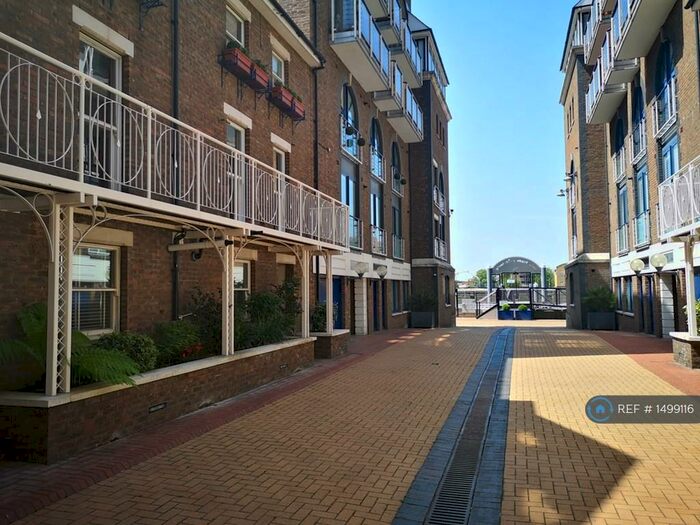 4 Bedroom Terraced House To Rent In Coral Row, London, SW11