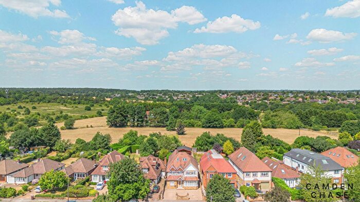 5 Bedroom Detached House For Sale In Ragged Hall Lane, St. Albans, AL2