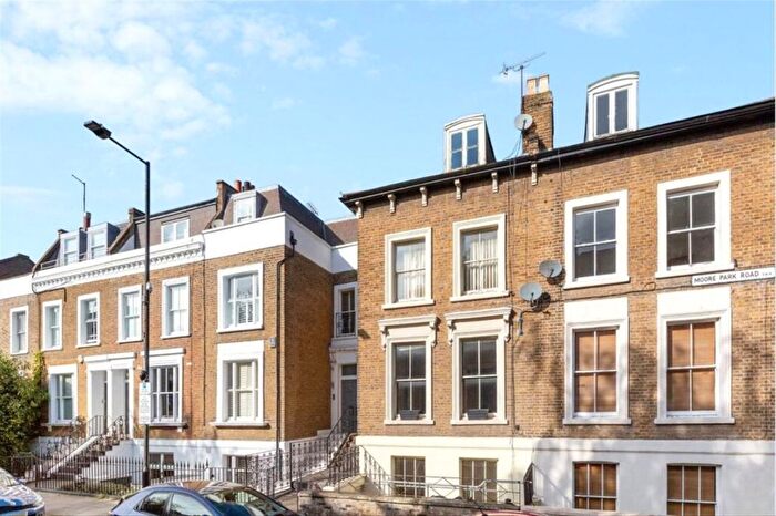 3 Bedroom Flat For Sale In Moore Park Road, Fulham, SW6