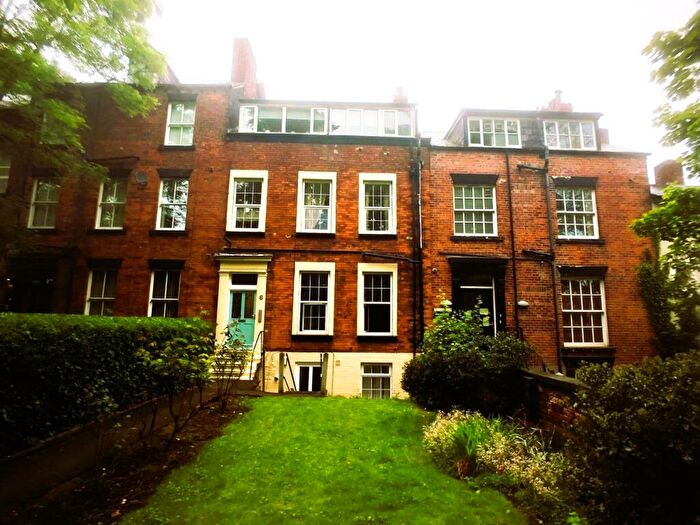 1 Bedroom Flat To Rent In Springfield Mount, Leeds, LS2