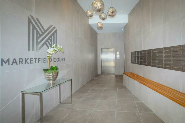 1 Bedroom Flat To Rent In Marketfield Way, Redhill, RH1